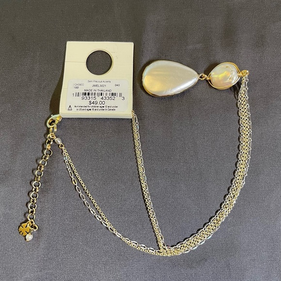 Silver and gold tone layered necklace with pearlized drop pendant - Picture 2 of 5